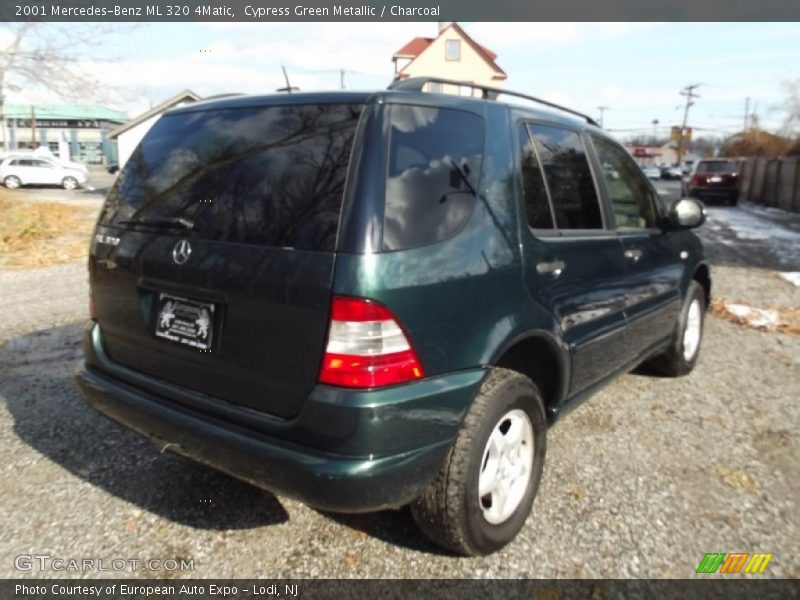 Cypress Green Metallic / Charcoal 2001 Mercedes-Benz ML 320 4Matic