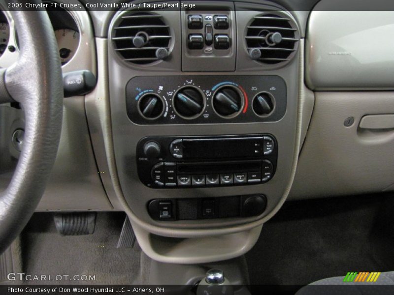 Cool Vanilla White / Taupe/Pearl Beige 2005 Chrysler PT Cruiser
