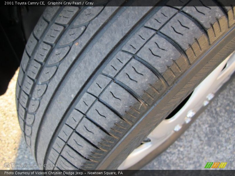 Graphite Gray Pearl / Gray 2001 Toyota Camry CE