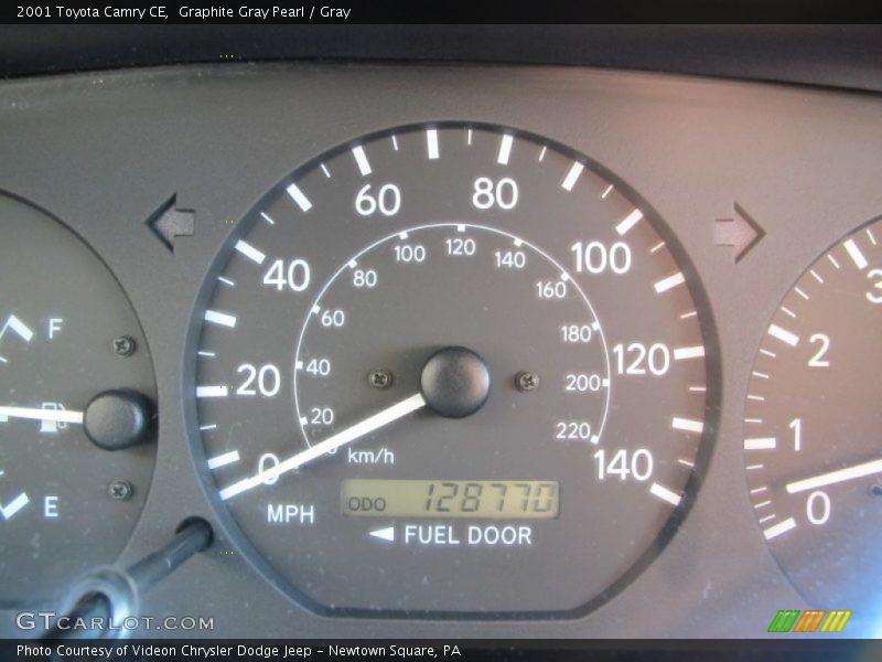 Graphite Gray Pearl / Gray 2001 Toyota Camry CE