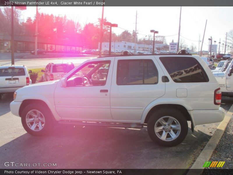 Glacier White Pearl / Beige 2002 Nissan Pathfinder LE 4x4