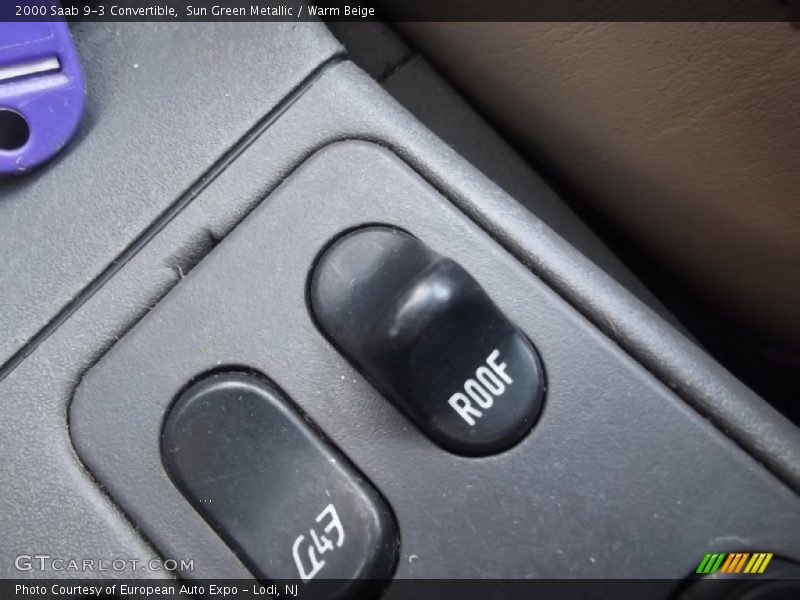 Controls of 2000 9-3 Convertible