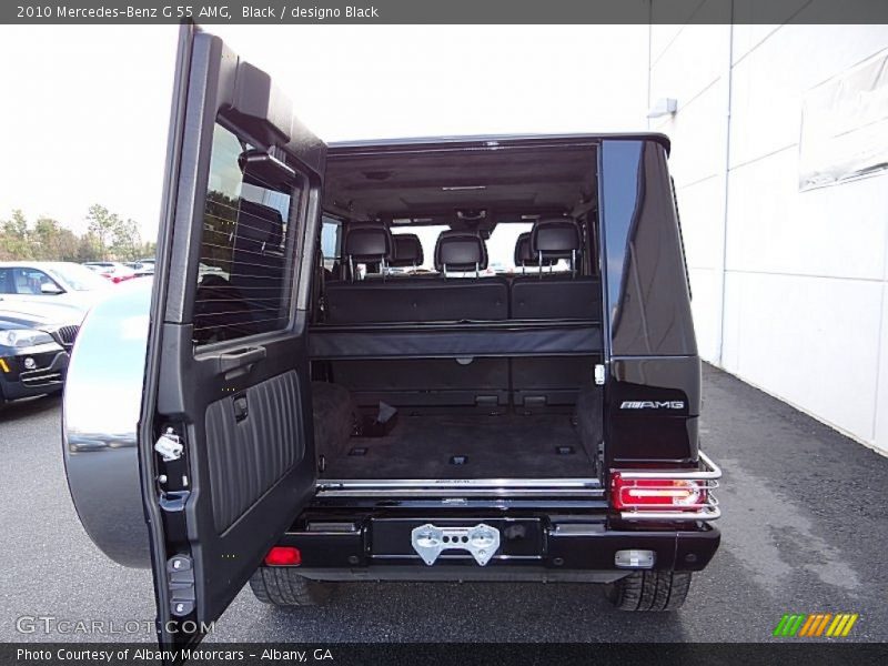  2010 G 55 AMG Trunk