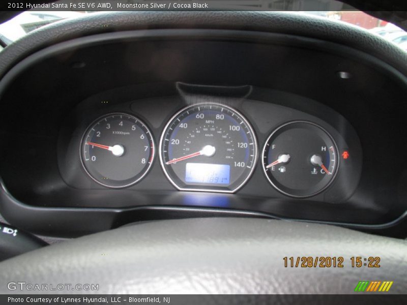 Moonstone Silver / Cocoa Black 2012 Hyundai Santa Fe SE V6 AWD