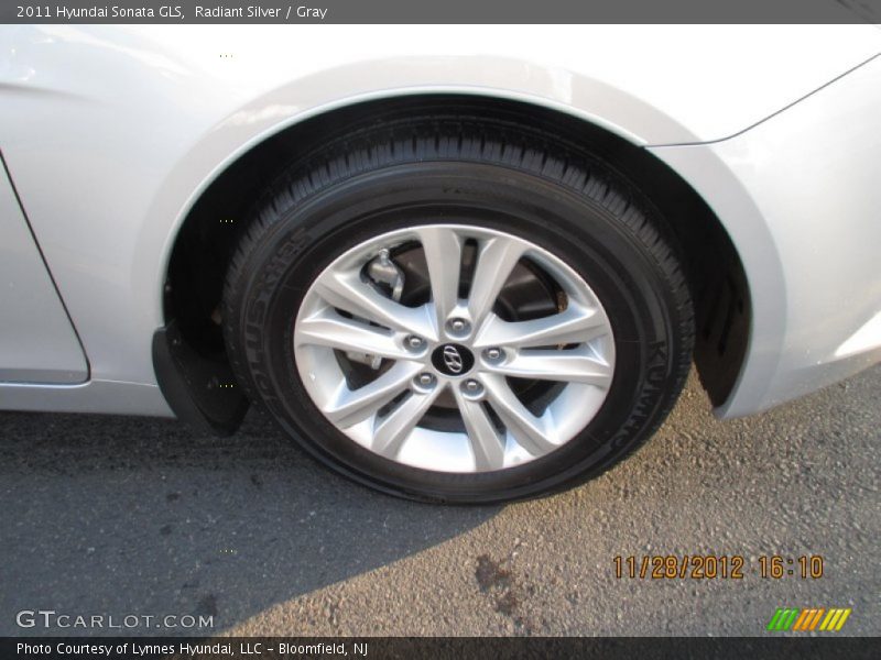 Radiant Silver / Gray 2011 Hyundai Sonata GLS