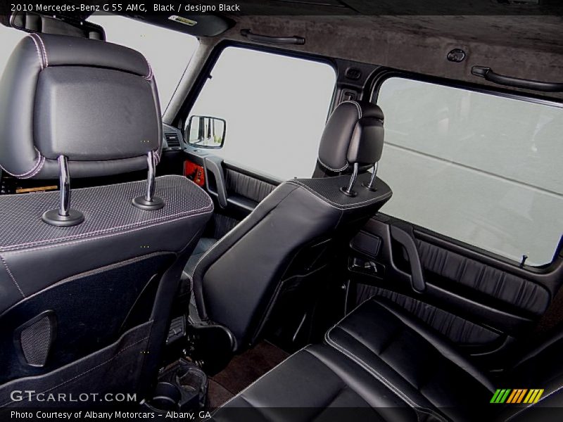 Rear Seat of 2010 G 55 AMG