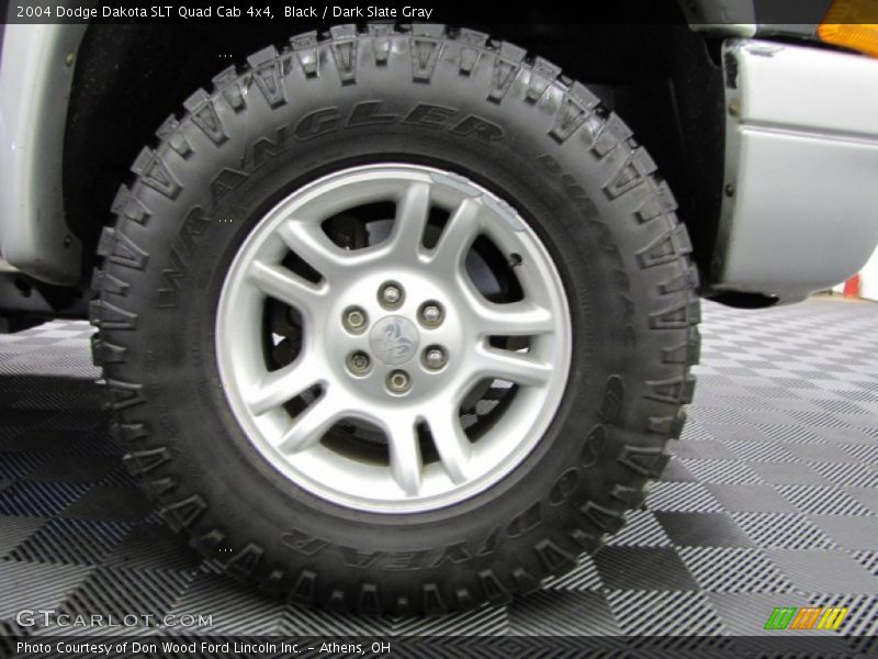 Black / Dark Slate Gray 2004 Dodge Dakota SLT Quad Cab 4x4
