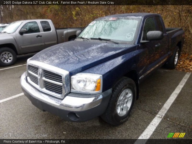 Patriot Blue Pearl / Medium Slate Gray 2005 Dodge Dakota SLT Club Cab 4x4