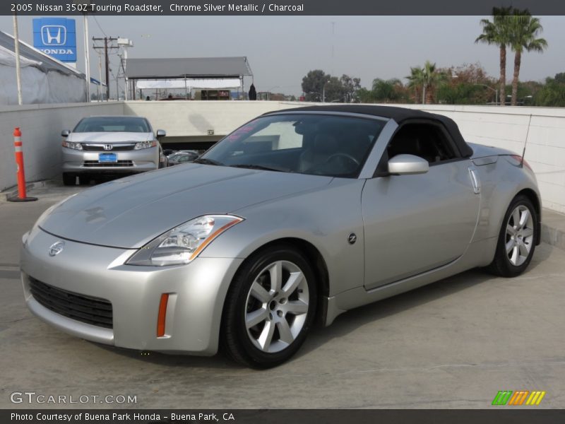 Front 3/4 View of 2005 350Z Touring Roadster