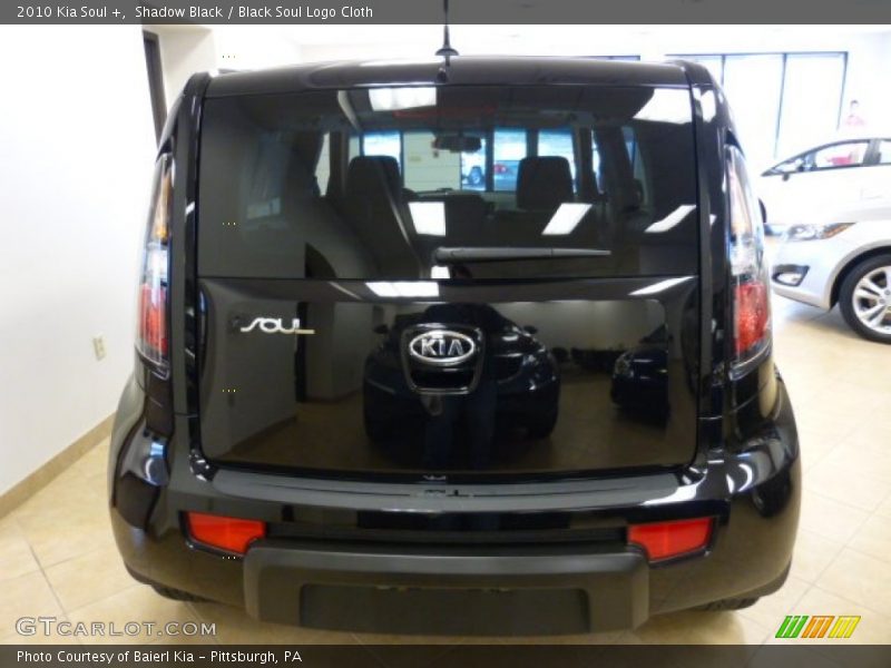 Shadow Black / Black Soul Logo Cloth 2010 Kia Soul +