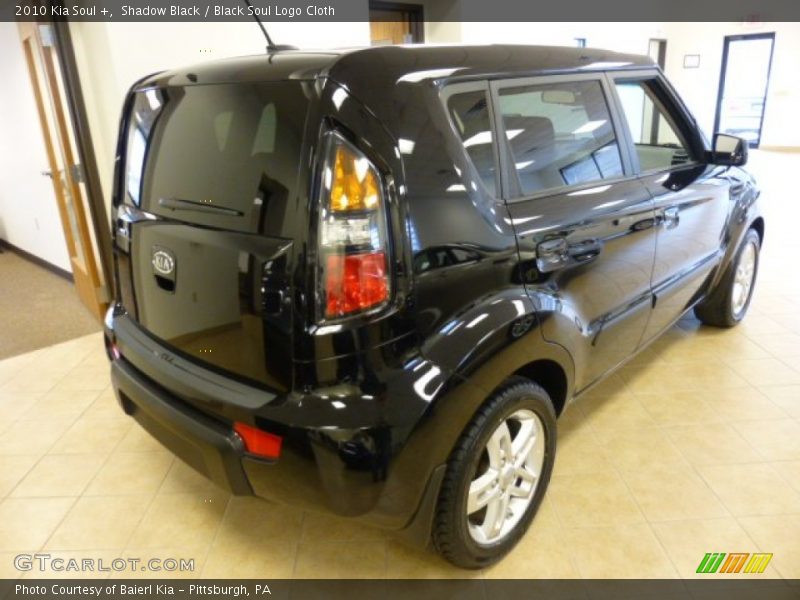 Shadow Black / Black Soul Logo Cloth 2010 Kia Soul +