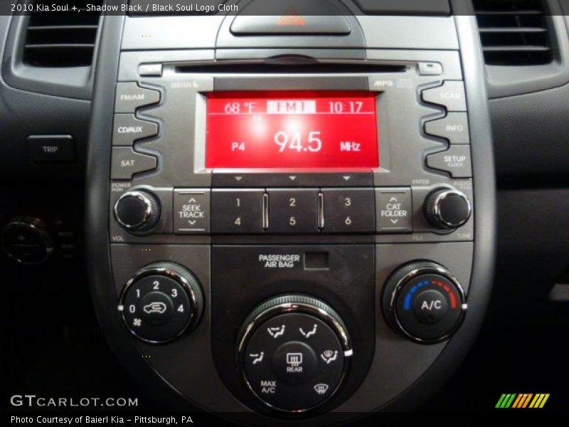Shadow Black / Black Soul Logo Cloth 2010 Kia Soul +