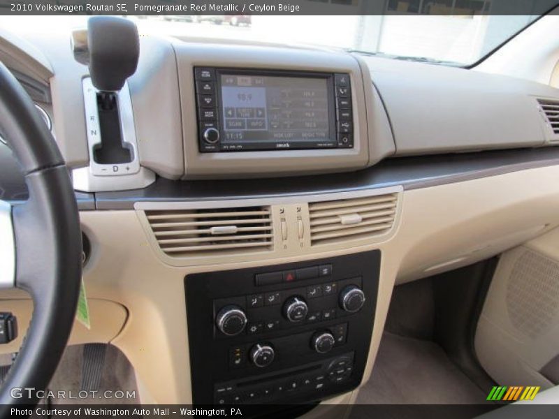 Pomegranate Red Metallic / Ceylon Beige 2010 Volkswagen Routan SE