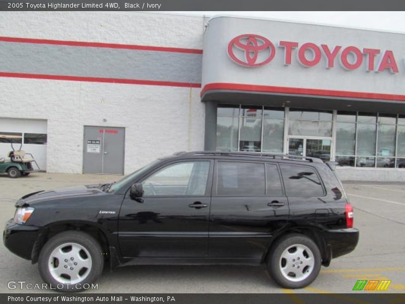Black / Ivory 2005 Toyota Highlander Limited 4WD