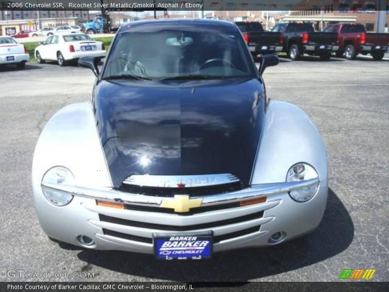 Ricochet Silver Metallic/Smokin' Asphalt / Ebony 2006 Chevrolet SSR