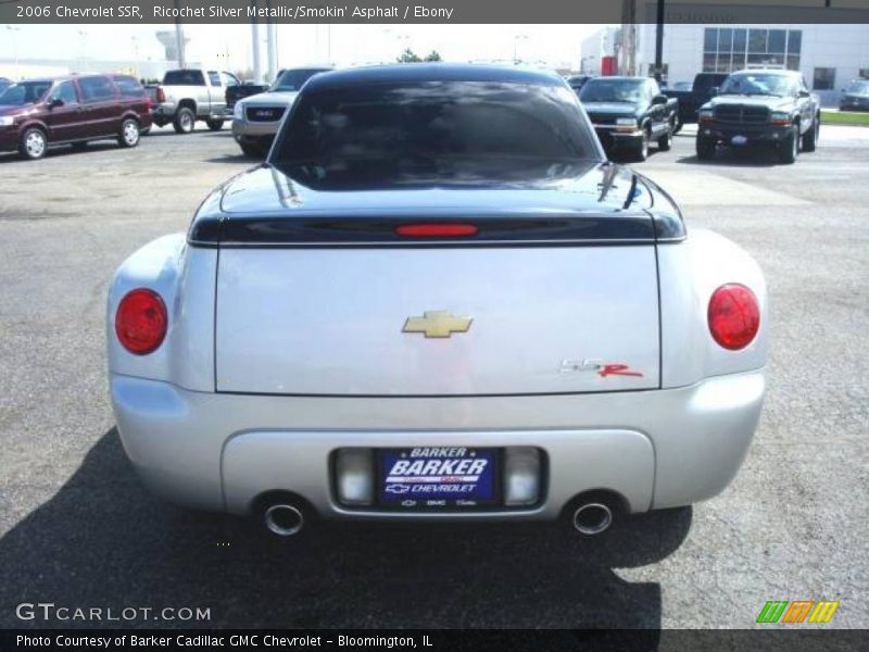 Ricochet Silver Metallic/Smokin' Asphalt / Ebony 2006 Chevrolet SSR