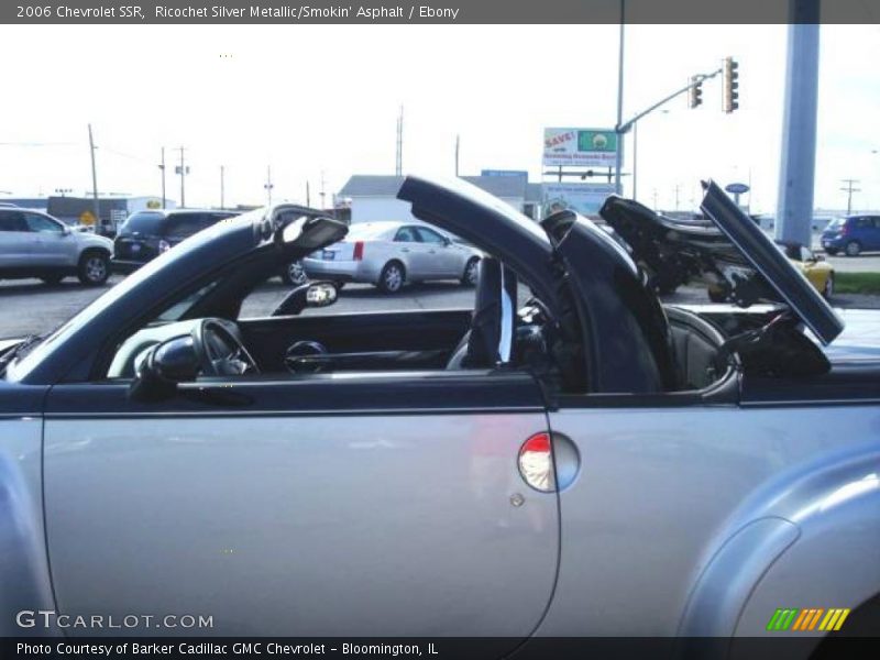 Ricochet Silver Metallic/Smokin' Asphalt / Ebony 2006 Chevrolet SSR