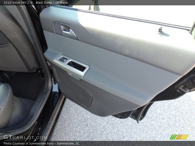 Black Stone / Off Black 2010 Volvo S40 2.4i