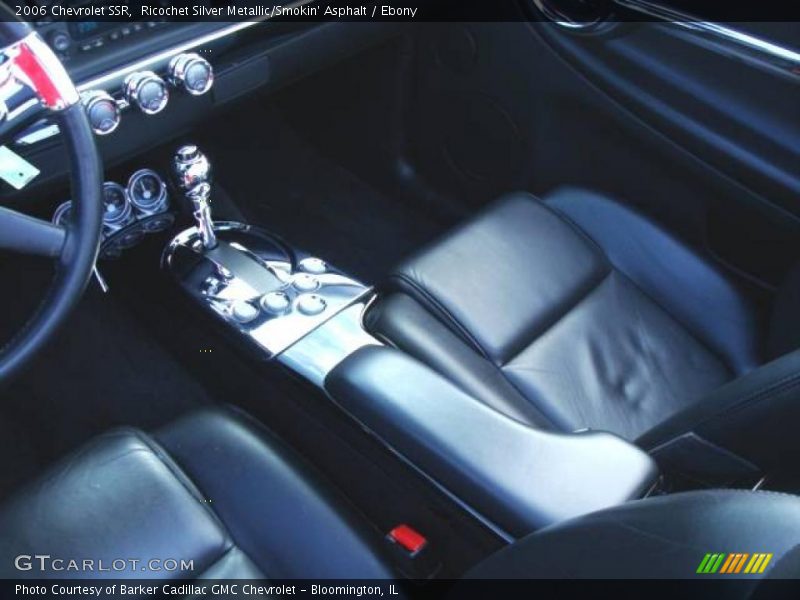 Ricochet Silver Metallic/Smokin' Asphalt / Ebony 2006 Chevrolet SSR