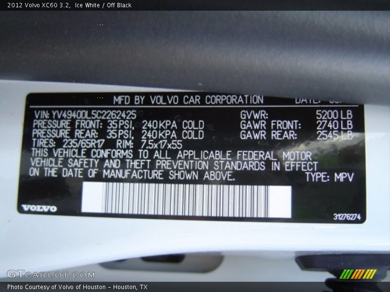 Ice White / Off Black 2012 Volvo XC60 3.2