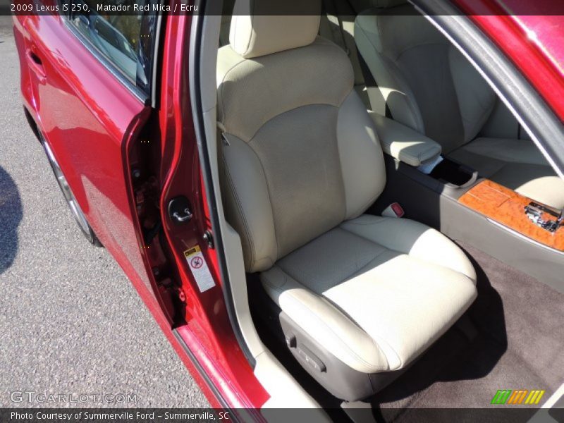 Matador Red Mica / Ecru 2009 Lexus IS 250