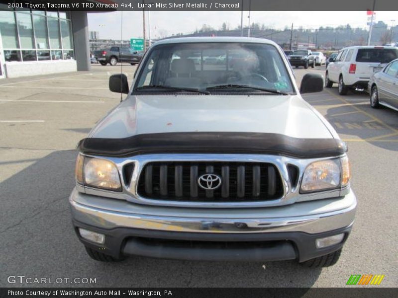 Lunar Mist Silver Metallic / Charcoal 2001 Toyota Tacoma V6 TRD Xtracab 4x4