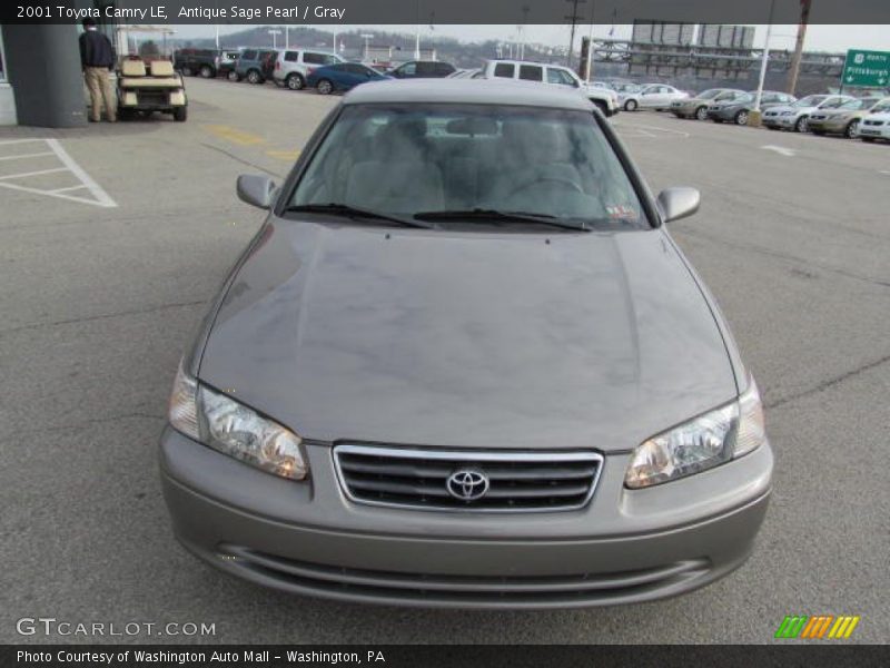 Antique Sage Pearl / Gray 2001 Toyota Camry LE