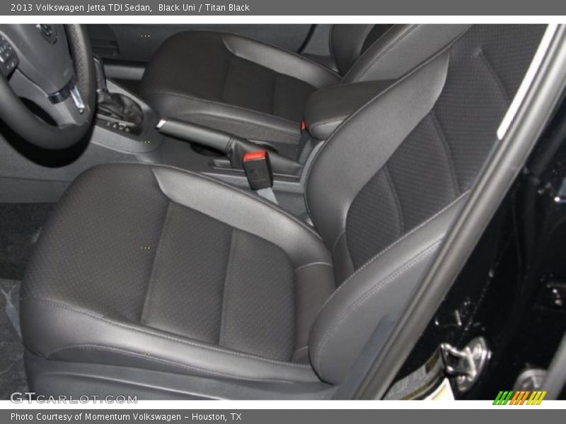 Black Uni / Titan Black 2013 Volkswagen Jetta TDI Sedan