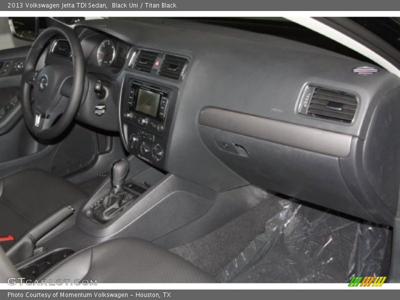 Black Uni / Titan Black 2013 Volkswagen Jetta TDI Sedan