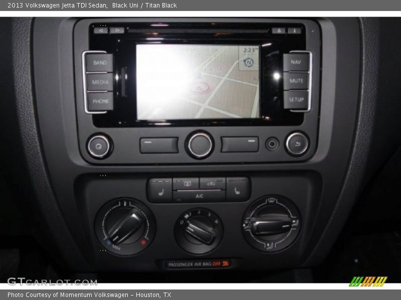 Black Uni / Titan Black 2013 Volkswagen Jetta TDI Sedan