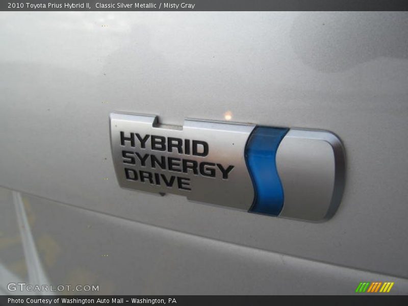  2010 Prius Hybrid II Logo