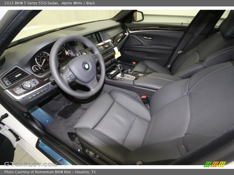 Alpine White / Black 2013 BMW 5 Series 550i Sedan