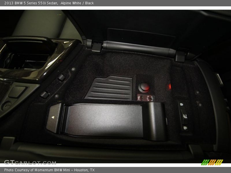 Alpine White / Black 2013 BMW 5 Series 550i Sedan
