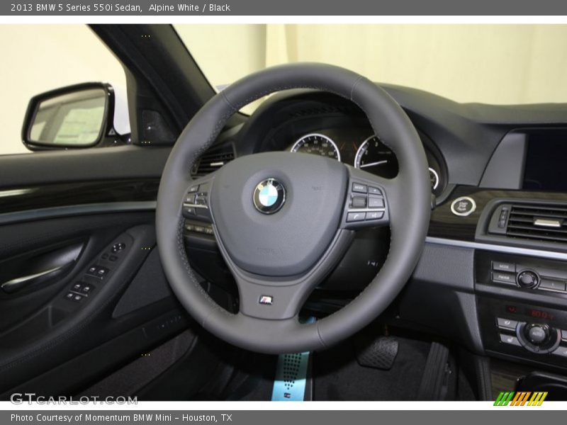 Alpine White / Black 2013 BMW 5 Series 550i Sedan