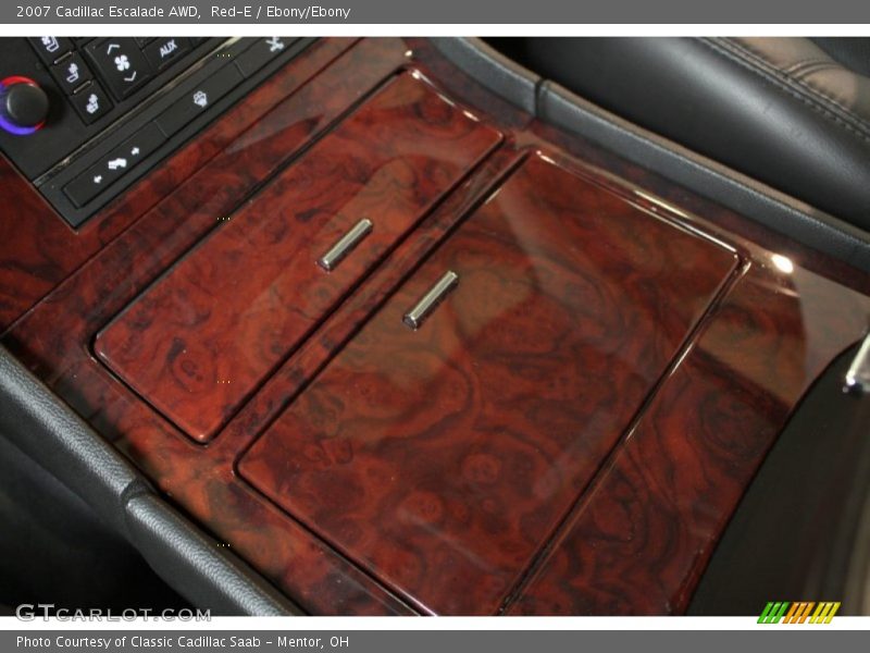 Red-E / Ebony/Ebony 2007 Cadillac Escalade AWD