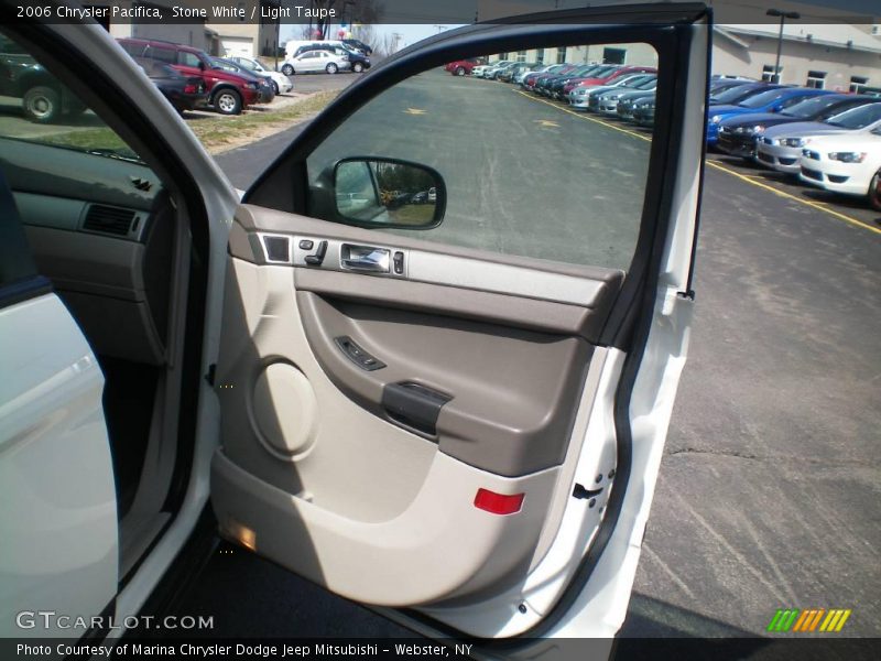 Stone White / Light Taupe 2006 Chrysler Pacifica