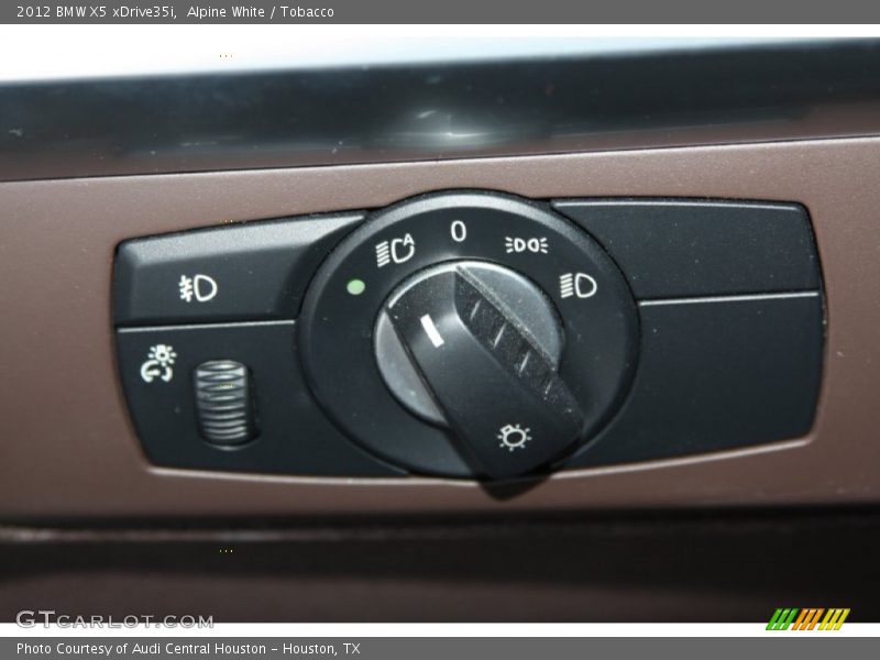 Alpine White / Tobacco 2012 BMW X5 xDrive35i