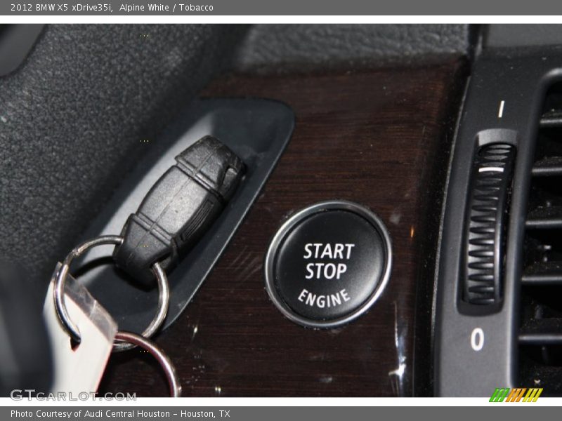 Alpine White / Tobacco 2012 BMW X5 xDrive35i
