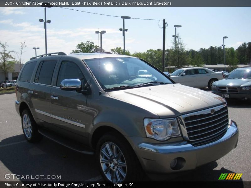 Light Khaki Beige Metallic / Dark Khaki/Light Graystone 2007 Chrysler Aspen Limited HEMI