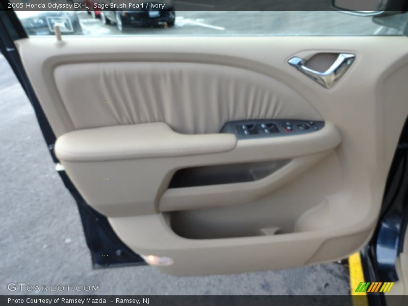 Sage Brush Pearl / Ivory 2005 Honda Odyssey EX-L