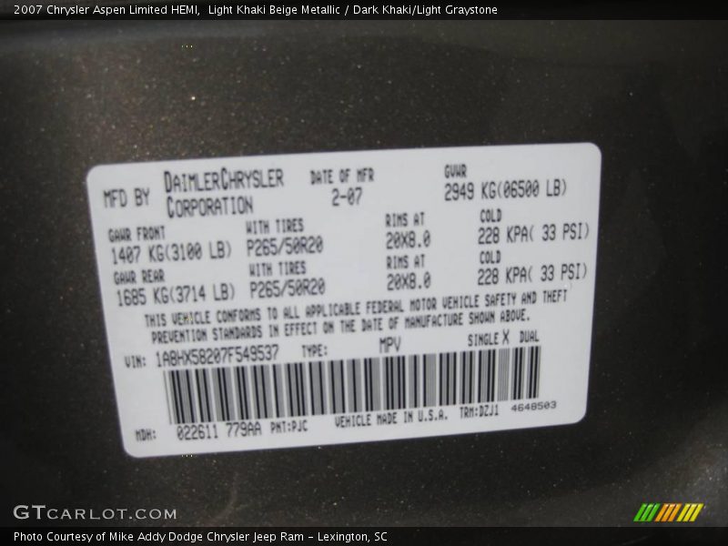Light Khaki Beige Metallic / Dark Khaki/Light Graystone 2007 Chrysler Aspen Limited HEMI