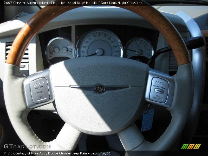 Light Khaki Beige Metallic / Dark Khaki/Light Graystone 2007 Chrysler Aspen Limited HEMI
