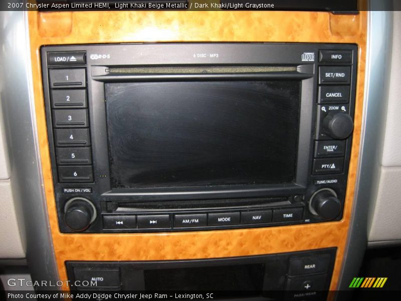 Light Khaki Beige Metallic / Dark Khaki/Light Graystone 2007 Chrysler Aspen Limited HEMI