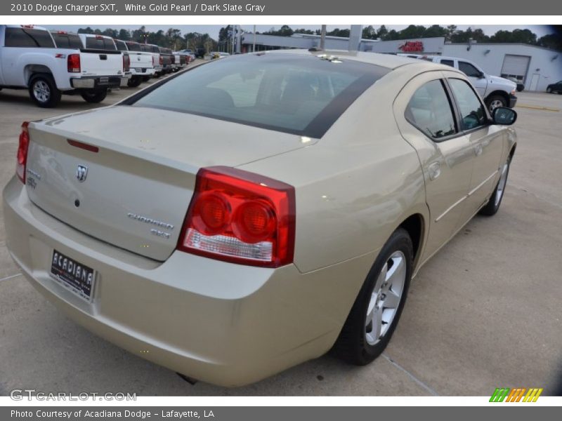 White Gold Pearl / Dark Slate Gray 2010 Dodge Charger SXT
