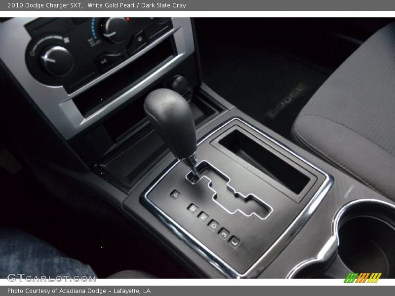 White Gold Pearl / Dark Slate Gray 2010 Dodge Charger SXT
