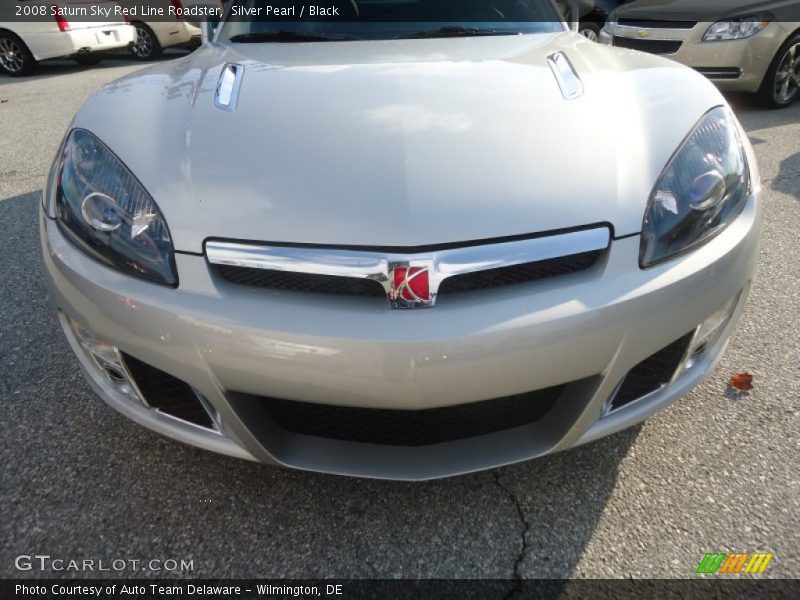 Silver Pearl / Black 2008 Saturn Sky Red Line Roadster