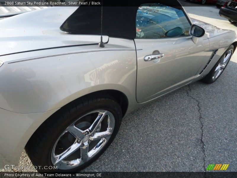 Silver Pearl / Black 2008 Saturn Sky Red Line Roadster