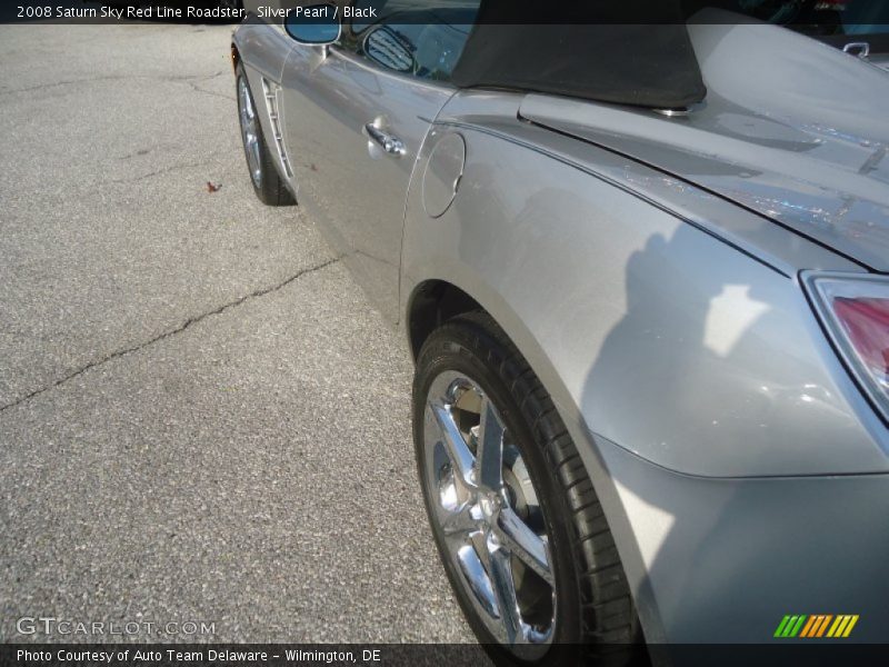 Silver Pearl / Black 2008 Saturn Sky Red Line Roadster