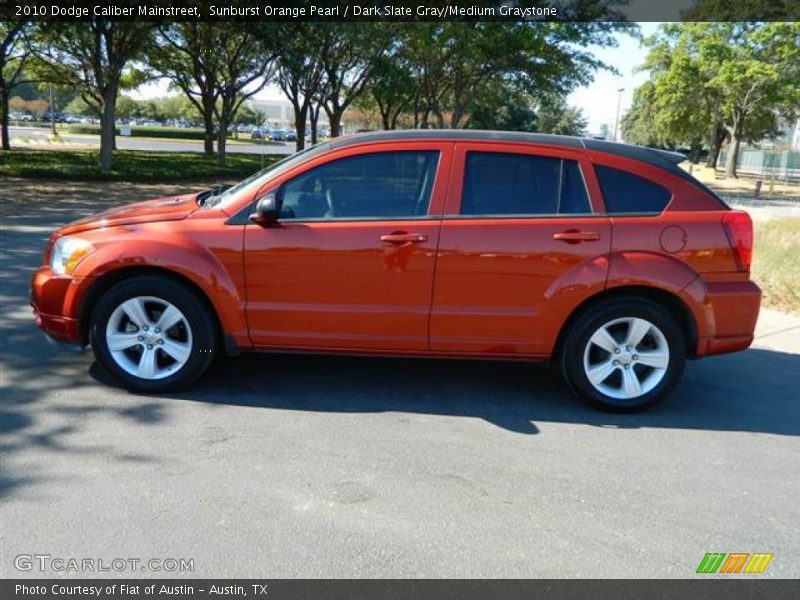 Sunburst Orange Pearl / Dark Slate Gray/Medium Graystone 2010 Dodge Caliber Mainstreet