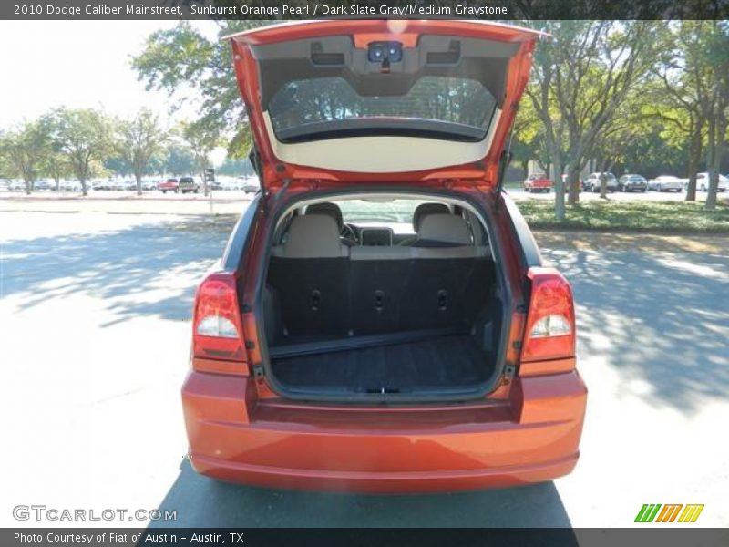 Sunburst Orange Pearl / Dark Slate Gray/Medium Graystone 2010 Dodge Caliber Mainstreet